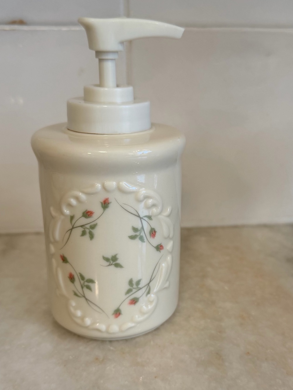 Lenox Rose Manor Soap Dispenser cottagecore